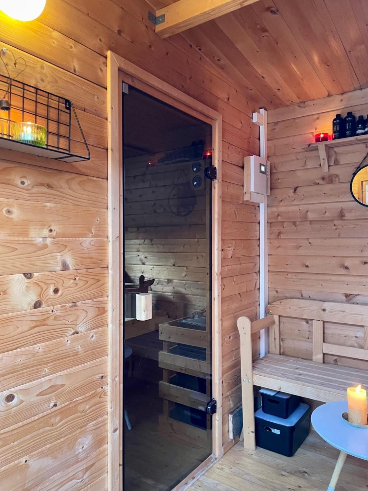 Modernes Holzhaus Im Skandinavischen Stil Mit Sauna, Garten Und 2 Katzen Нордерщед Екстериор снимка