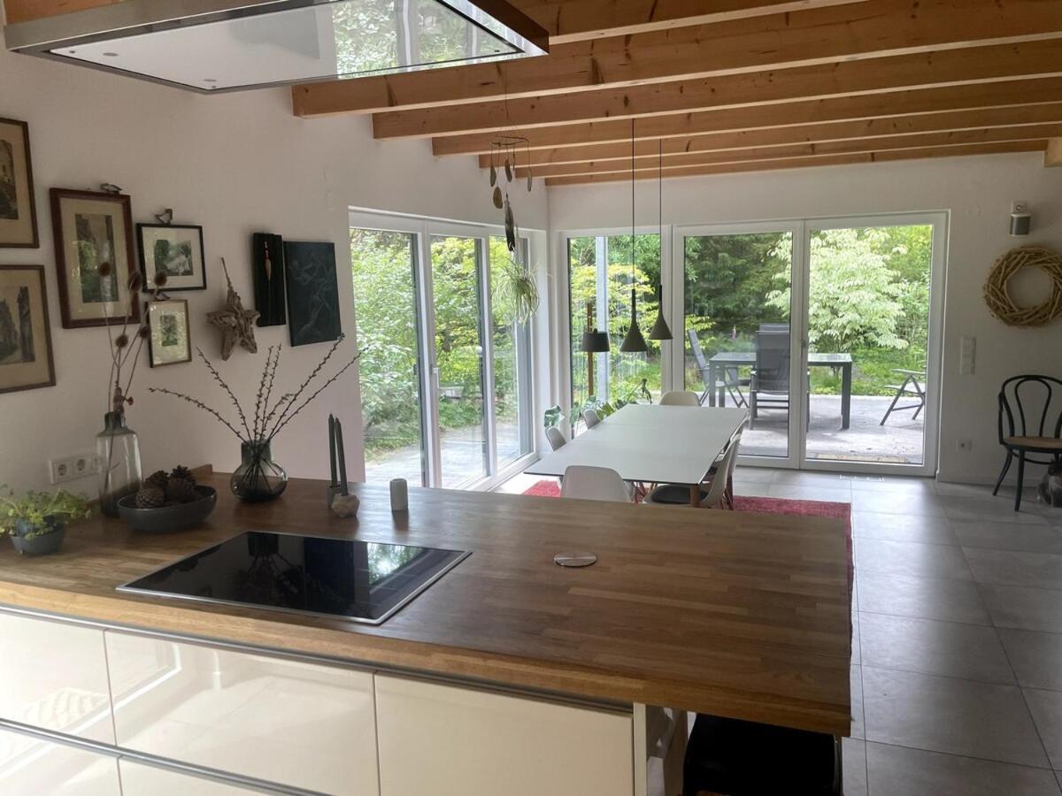 Modernes Holzhaus Im Skandinavischen Stil Mit Sauna, Garten Und 2 Katzen Нордерщед Екстериор снимка