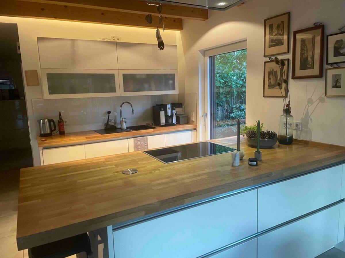 Modernes Holzhaus Im Skandinavischen Stil Mit Sauna, Garten Und 2 Katzen Нордерщед Екстериор снимка